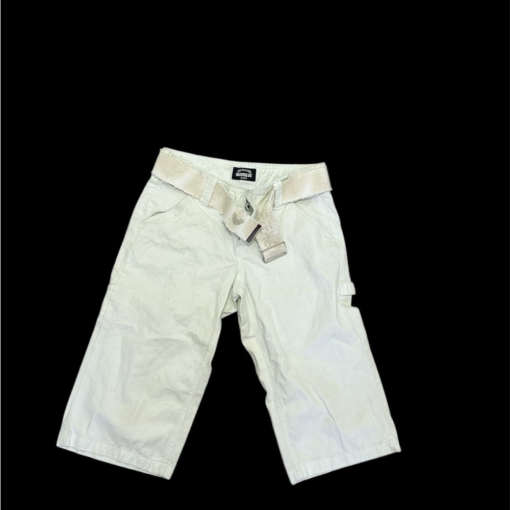 ✨ White Squeeze Jeans shorts✨